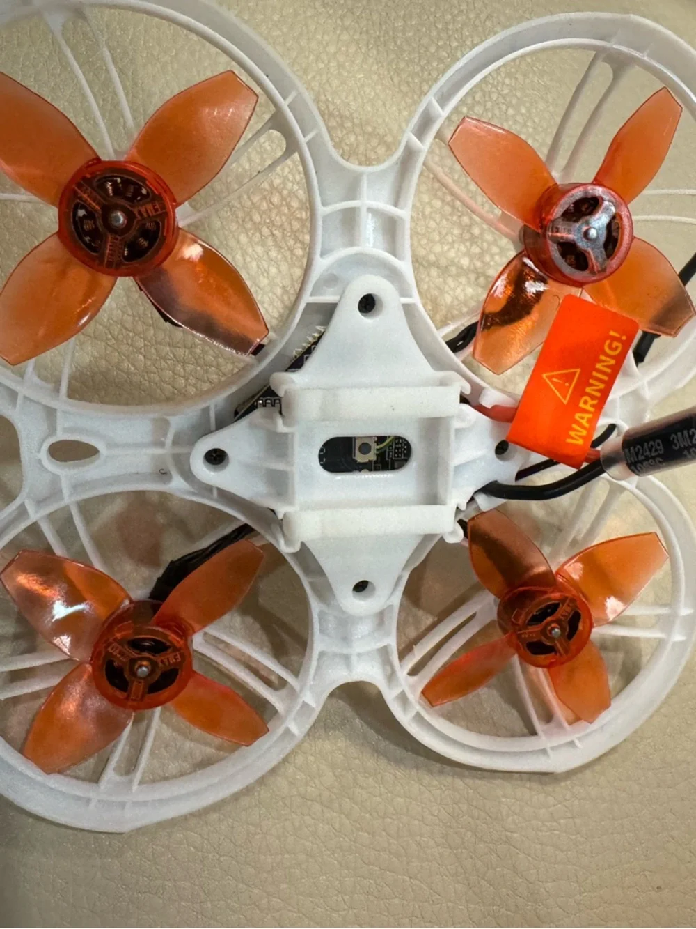 Micro drone EMAX Tinyhawk lll Plus analog RTF - Picture 2 of 9